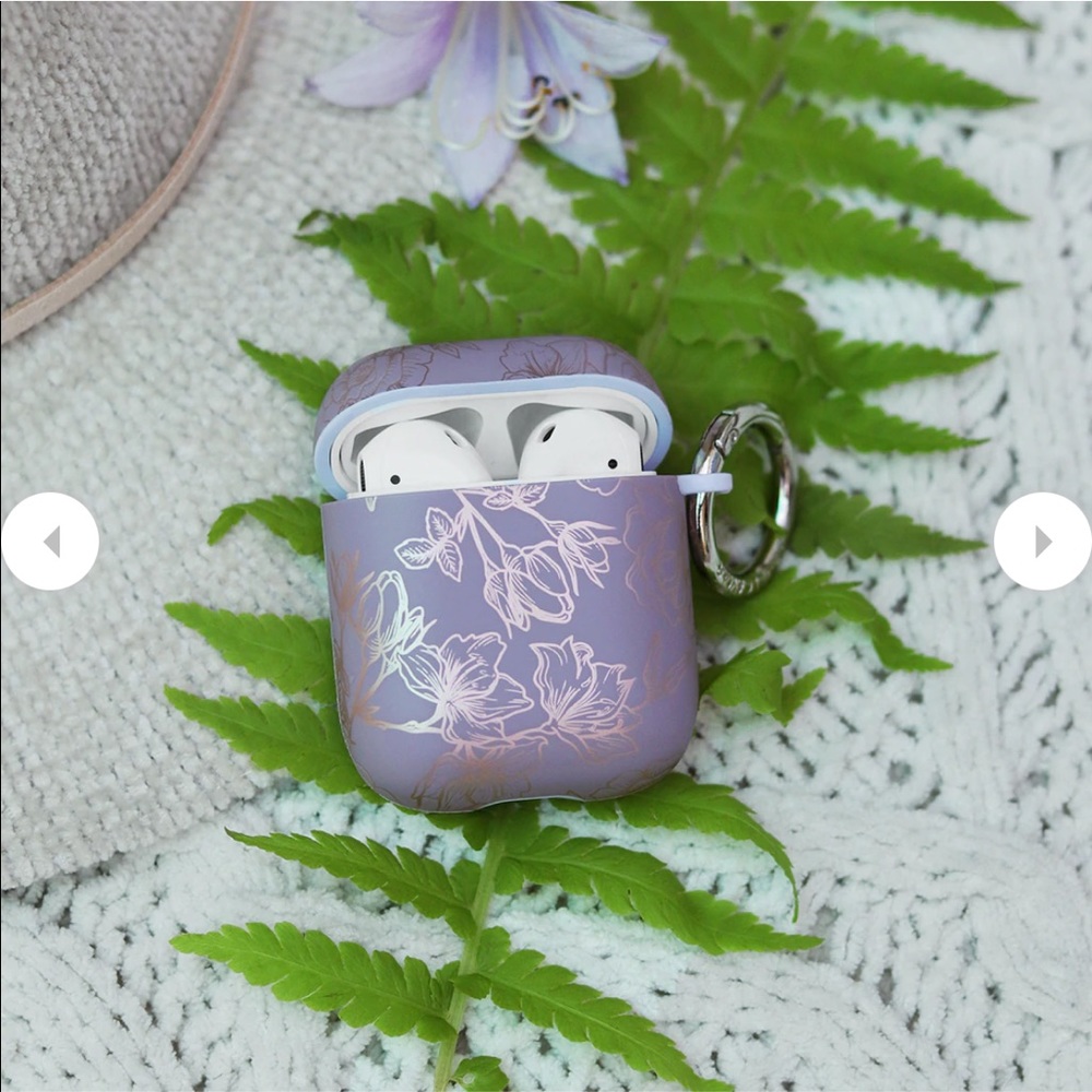 NWT Velvet Caviar Dusty Rose Floral AirPod Case